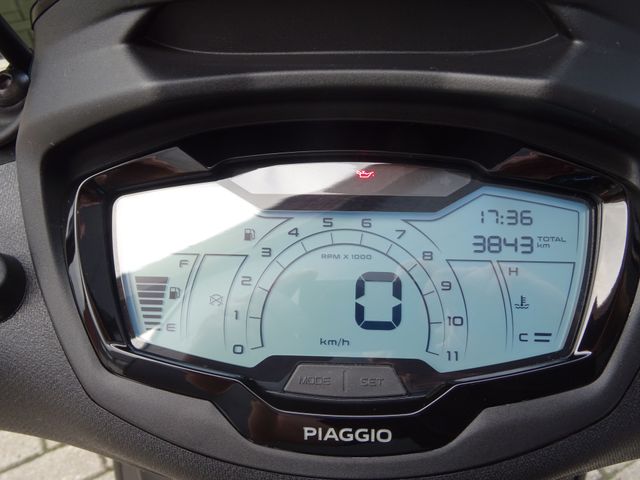piaggio - beverly-400