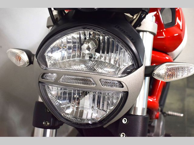 ducati - 796-monster