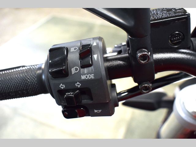 ducati - 796-monster