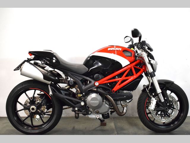 ducati - 796-monster