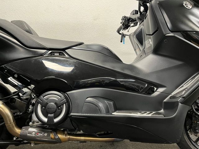 yamaha - tmax-tech-max-560