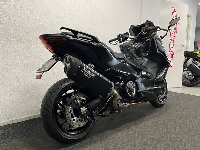 yamaha - tmax-tech-max-560