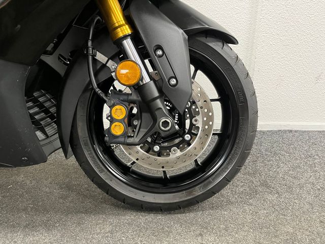 yamaha - tmax-tech-max-560