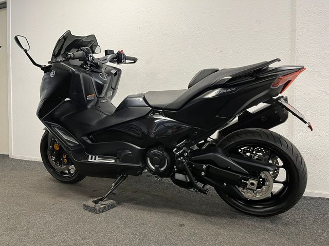 yamaha - tmax-tech-max-560