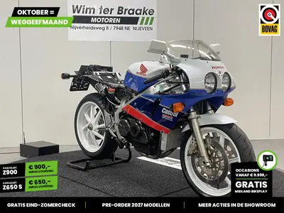 HONDA VFR 750 R – foto 3