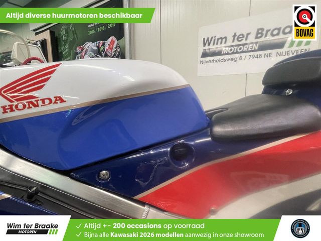 honda - vfr-750-r