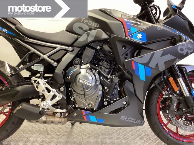 suzuki - gsx-8r