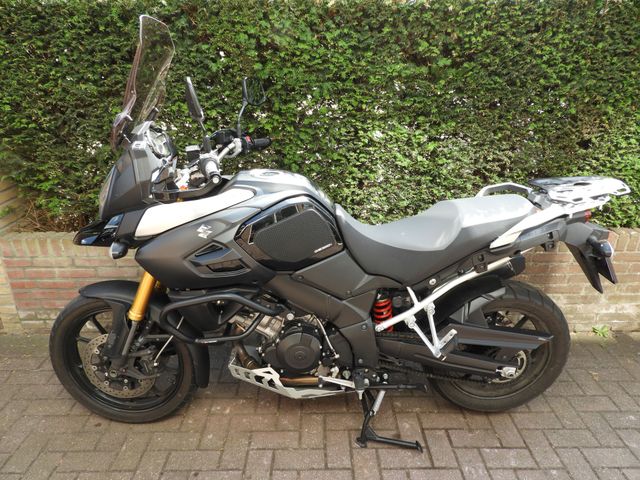 suzuki - v-strom-1000-abs