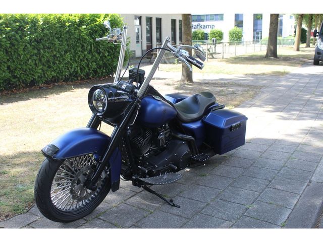 harley-davidson - road-king