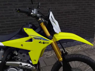 SUZUKI DR-Z 4 S – foto 3