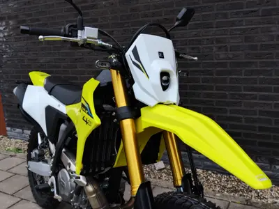 SUZUKI DR-Z 4 S – foto 4
