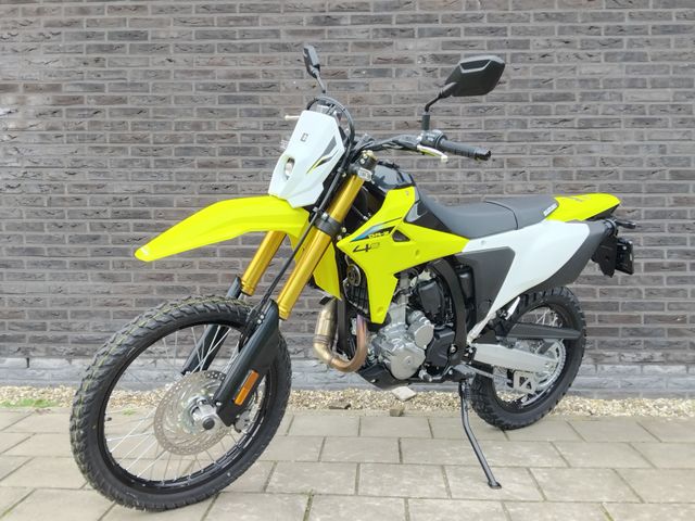 suzuki - dr-z-4-s