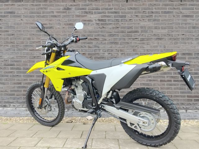 suzuki - dr-z-4-s