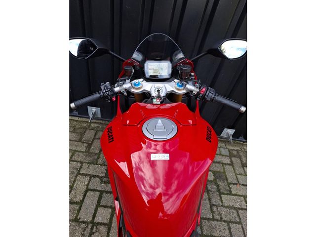 ducati - panigale-v2-s