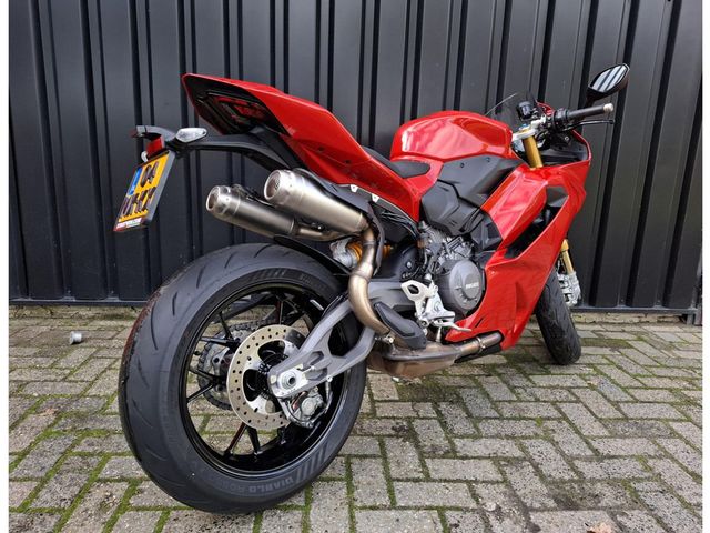 ducati - panigale-v2-s