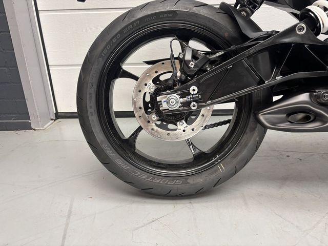 ktm - 125-duke