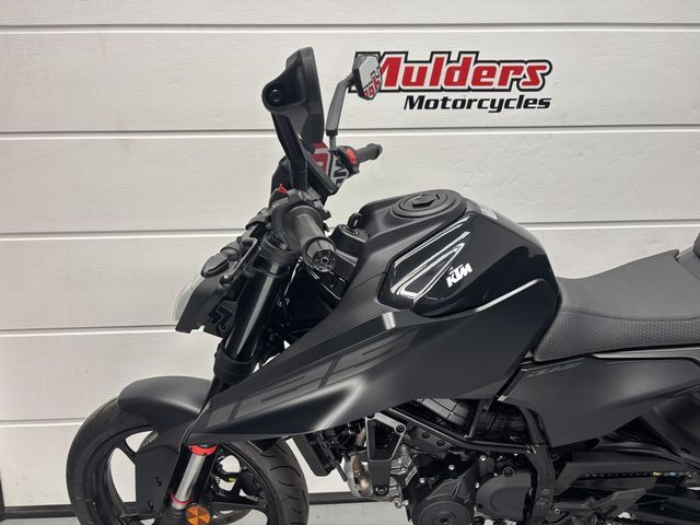ktm - 125-duke