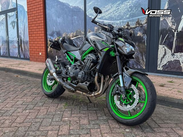 kawasaki - z900