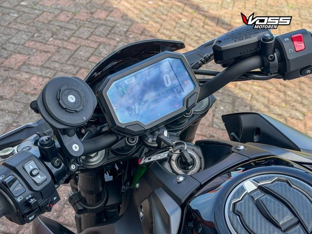 kawasaki - z900