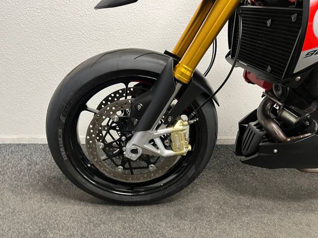 aprilia - dorsoduro-900