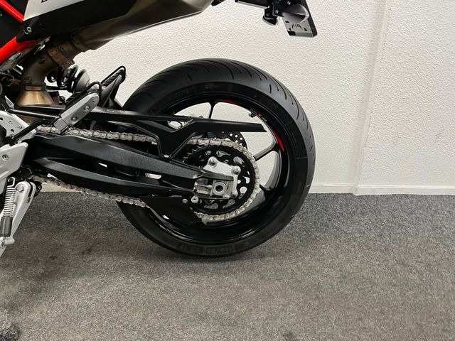 aprilia - dorsoduro-900