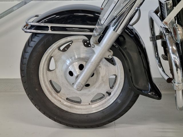 suzuki - vl-1500-intruder