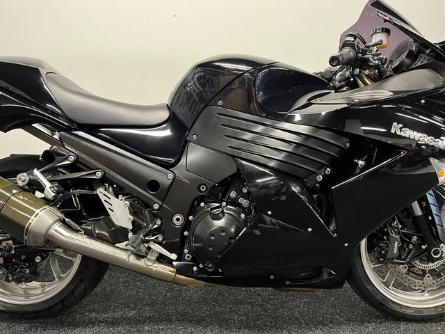 kawasaki - zzr-1400-abs
