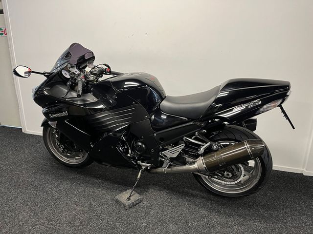 kawasaki - zzr-1400-abs