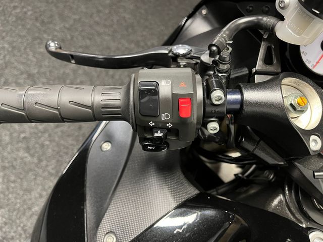 kawasaki - zzr-1400-abs