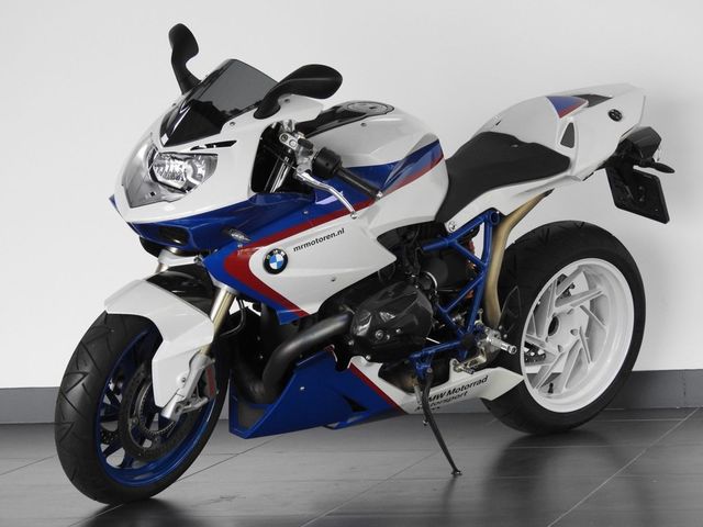 bmw - hp-2-sport