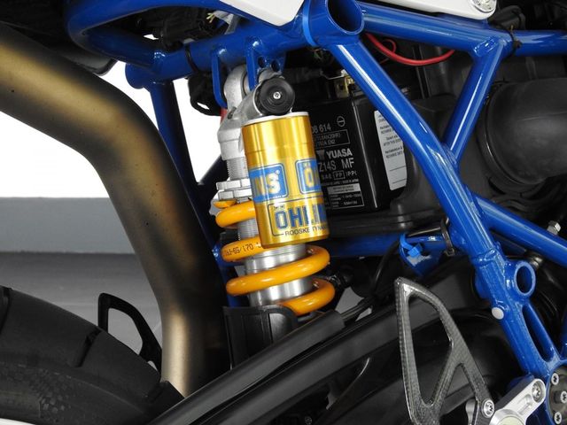 bmw - hp-2-sport