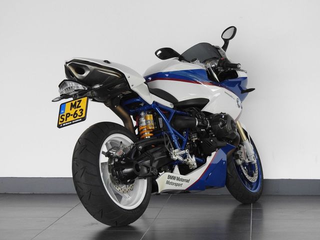 bmw - hp-2-sport