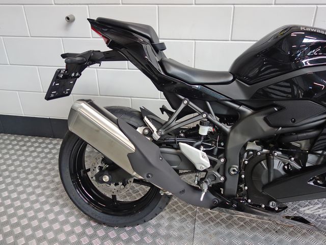 kawasaki - ninja-zx-4rr
