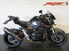 SUZUKI GSR 750 A