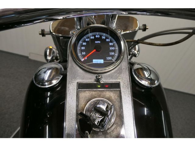 harley-davidson - fat-boy-flstf