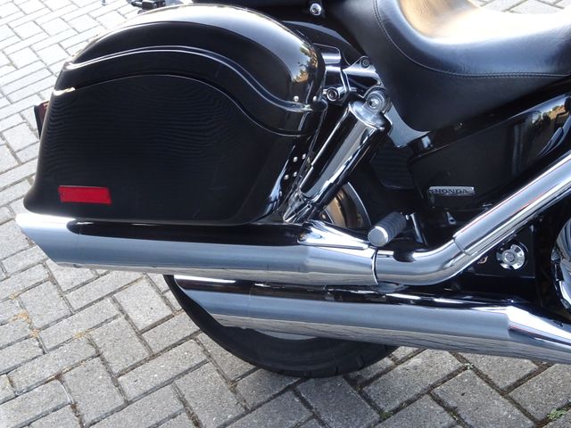 honda - vtx-1800