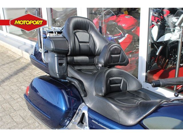 honda - gl-1800-goldwing-abs