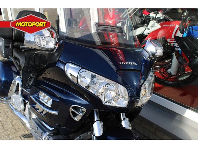 honda - gl-1800-goldwing-abs