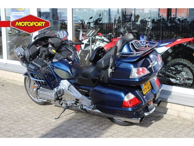 honda - gl-1800-goldwing-abs