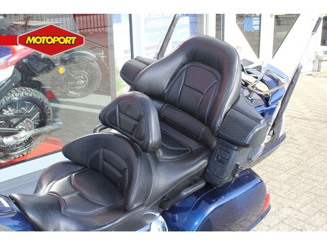 honda - gl-1800-goldwing-abs