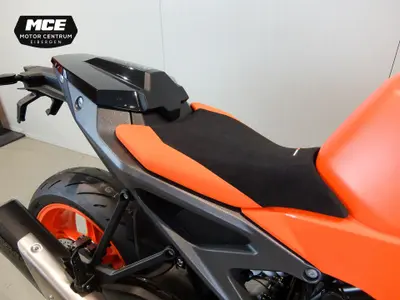 KTM 990 DUKE – foto 4