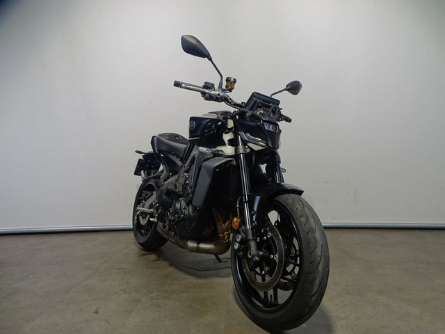 yamaha - mt-09-y-amt