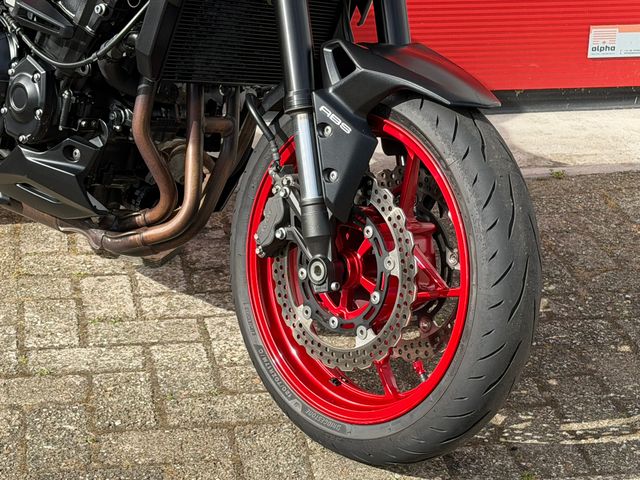 kawasaki - z900-70kw