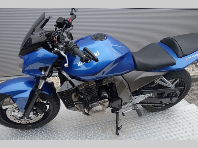 kawasaki - z-750
