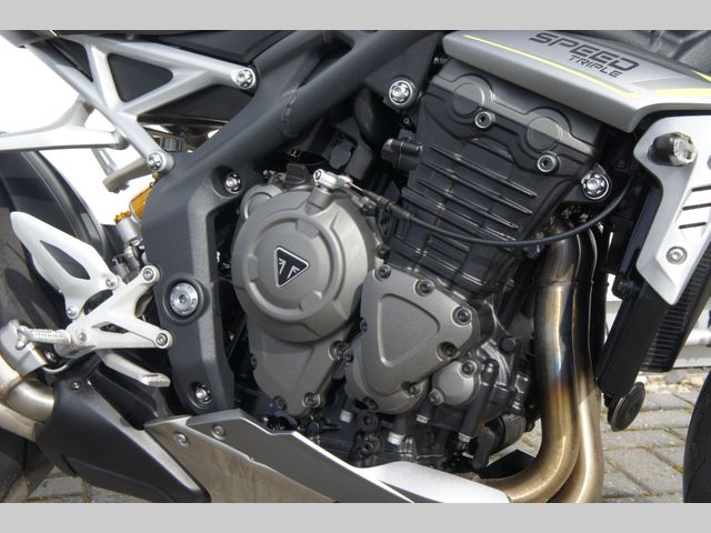 triumph - speed-triple-rs