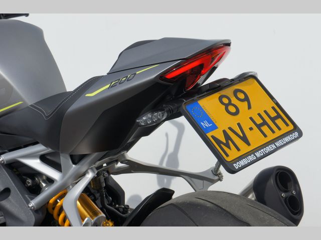 triumph - speed-triple-rs