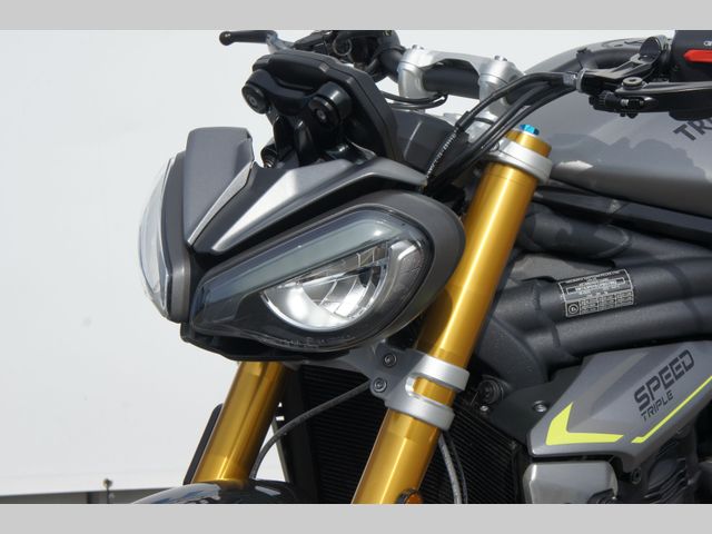 triumph - speed-triple-rs