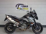 KTM 990 SUPERMOTO T