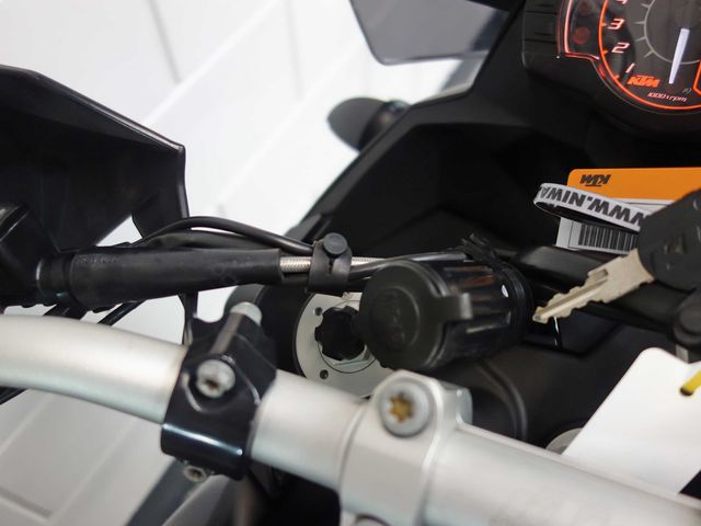 ktm - 990-supermoto-t