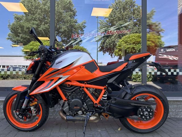 ktm - 1290-super-duke-r-evo